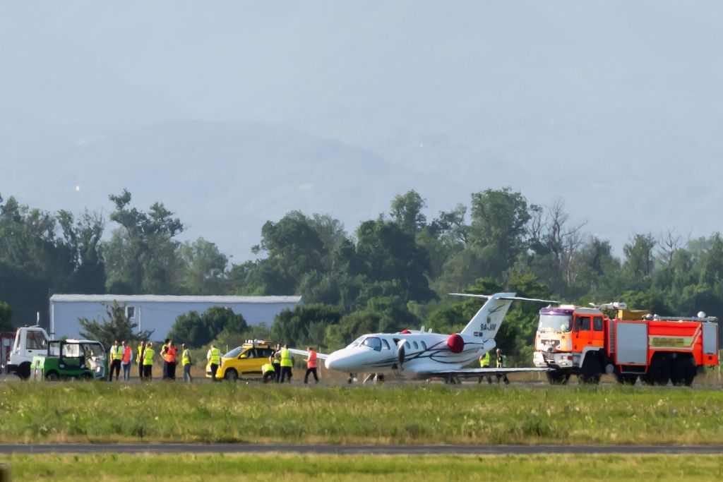 Prilikom slijetanja privatni zrakoplov Air Panonije, Cessna 525, prokliznula s piste - 3