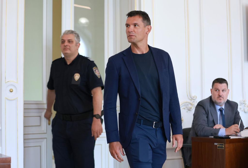 Dejan Lovren svjedočio na suđenju braći Mamić i ostalima - 3