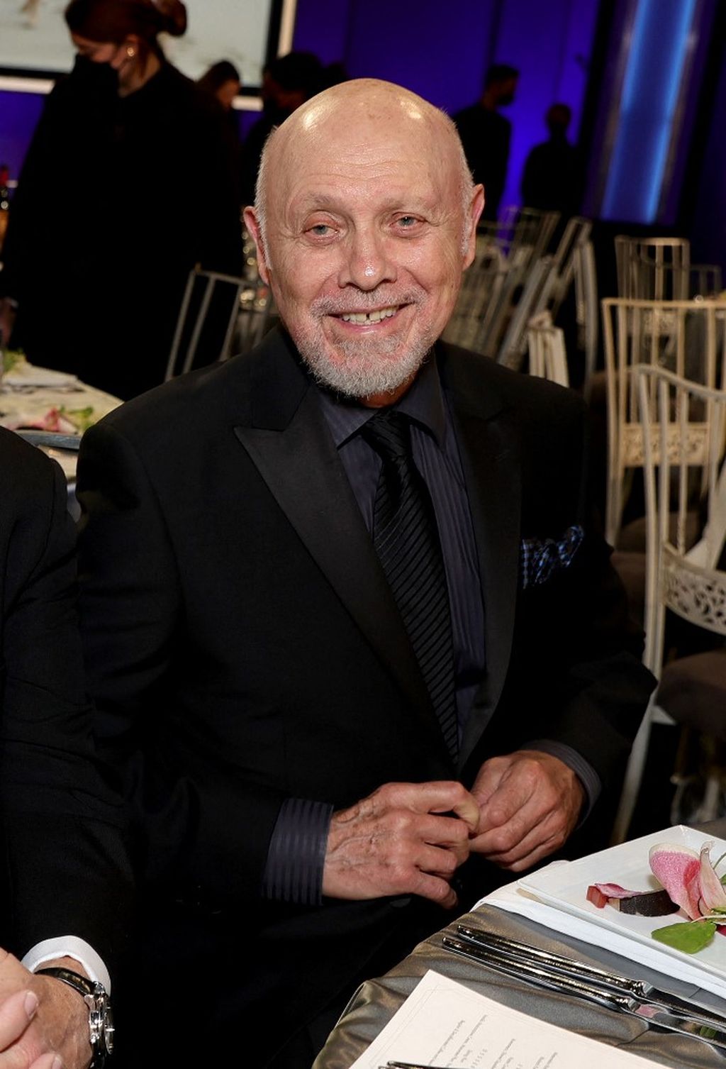 Hector Elizondo - 8