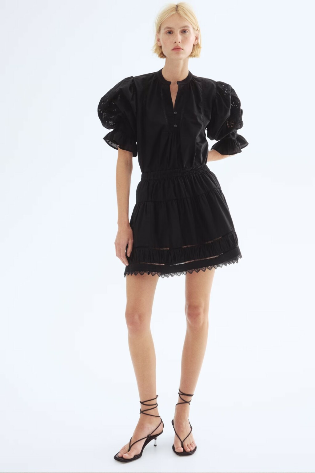 H&M, 27,99 + 24,99 eura