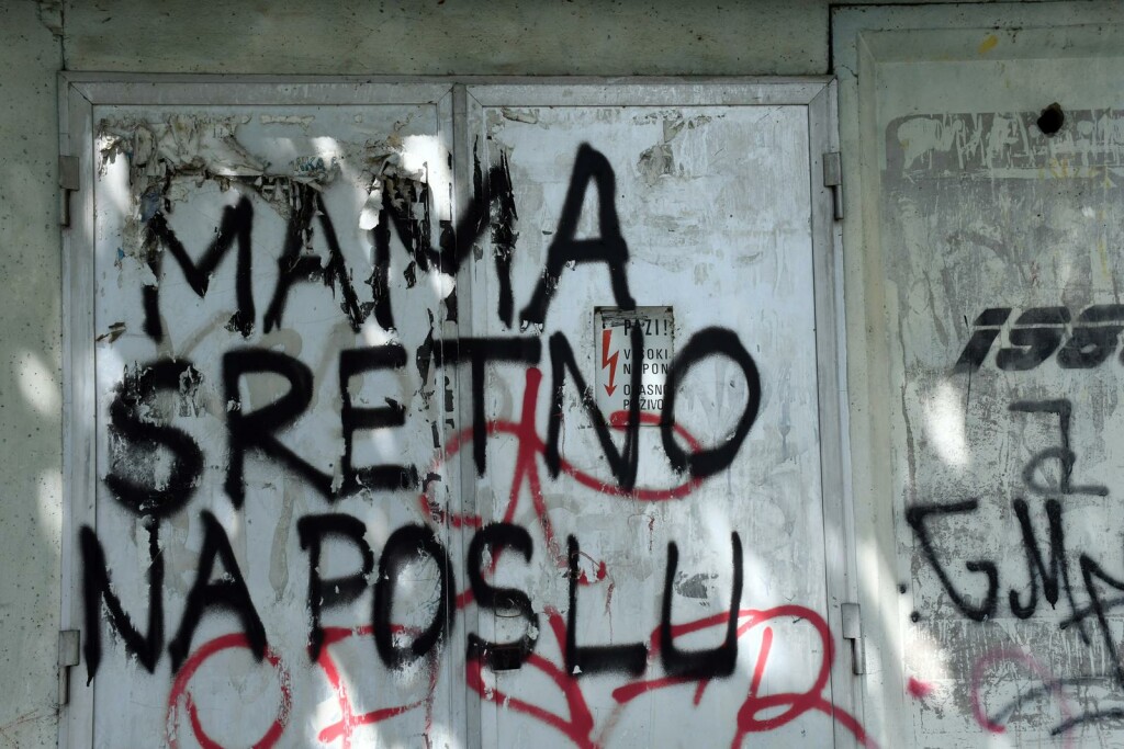 Grafit s porukom