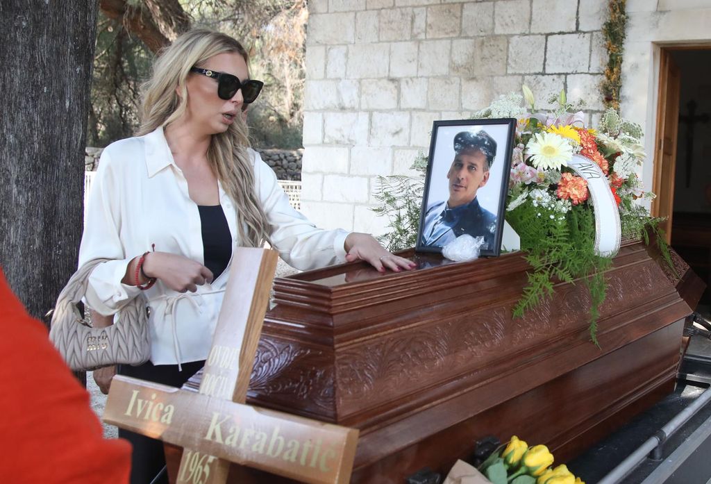 Ava Karabatić - 8
