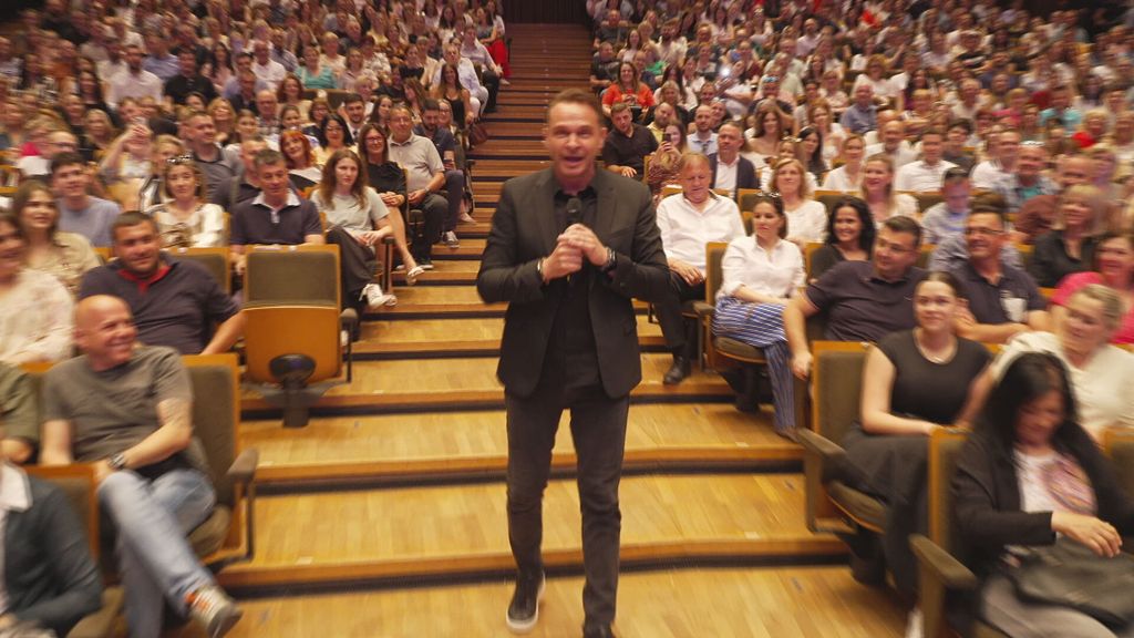 In Magazin: Enis Bešlagić - 5