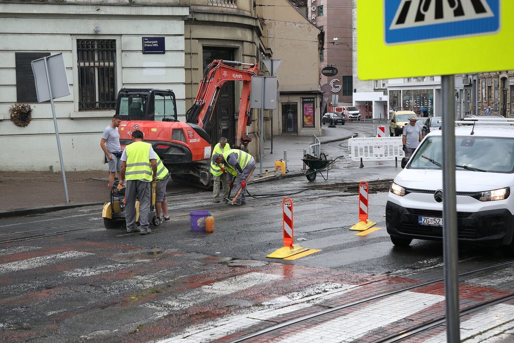 Zbog radova na cjevovodu u Ilici se stvaraju velike prometne gužve - 17