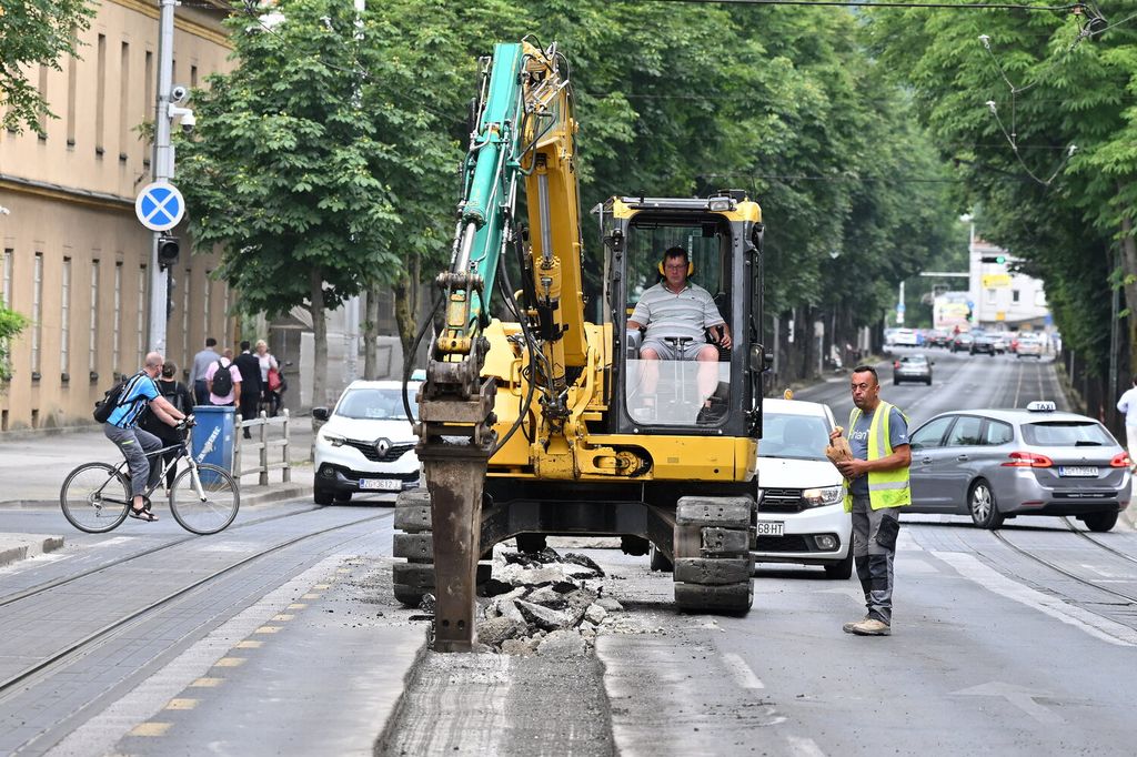 Zbog radova na cjevovodu u Ilici se stvaraju velike prometne gužve - 17