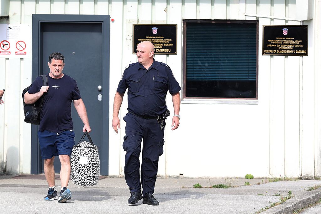 Kosta Kostanjević pušten iz pritvora - 16