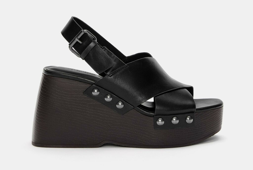 Pull&Bear, 25,99 eura