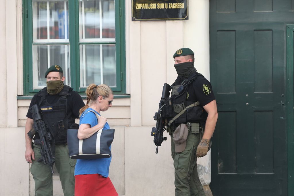 Osumnjičeni Matija M. dolazi na saslušanje u ŽDO - 12