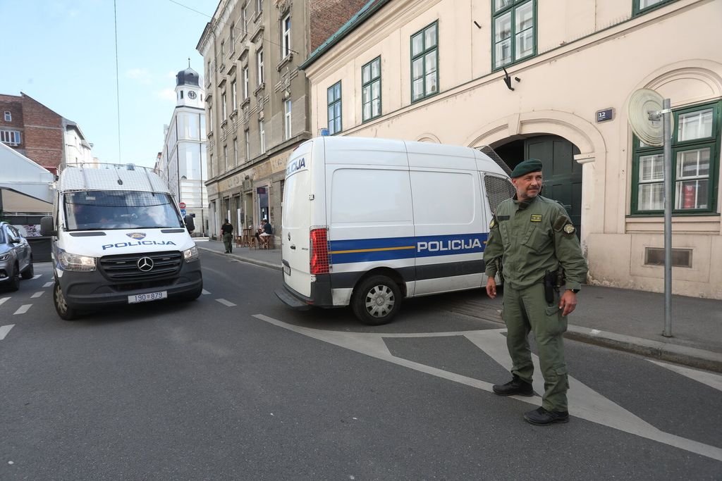 Osumnjičeni Matija M. dolazi na saslušanje u ŽDO - 12