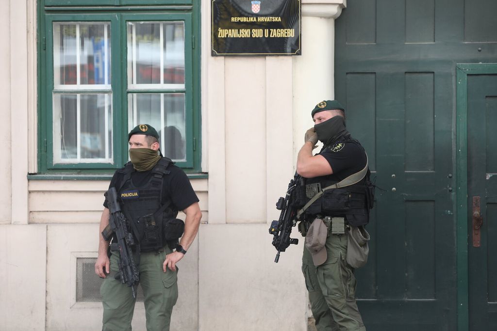 Osumnjičeni Matija M. dolazi na saslušanje u ŽDO - 12