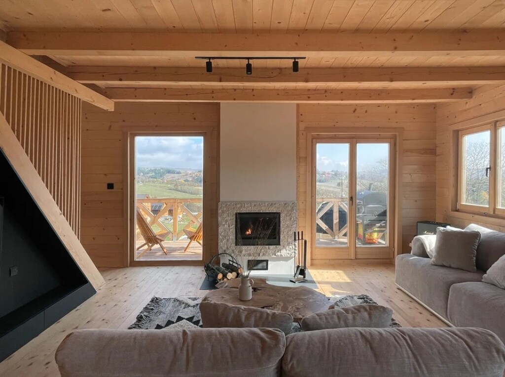 Kuća u planini stvorena za bijeg od vrućina