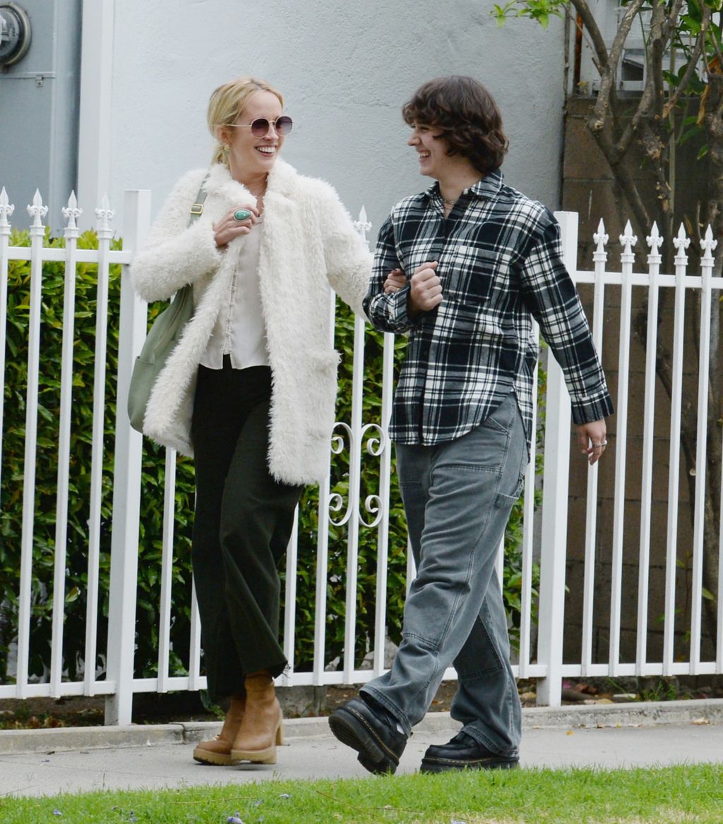 Anna Camp i Jade Whipkey - 4