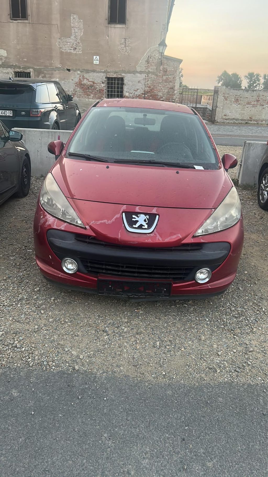 Automobil Sanje Azenić