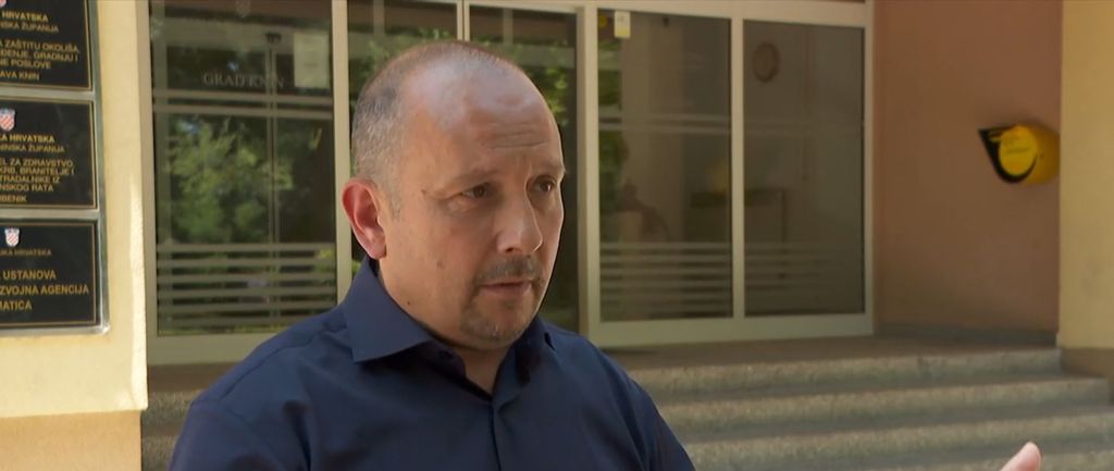 Policija traga za počiniteljem - 3