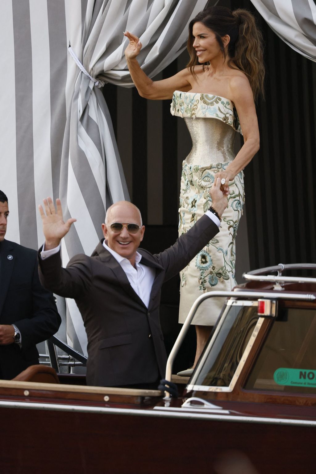 Lauren Sanchez i Jeff Bezos - 2