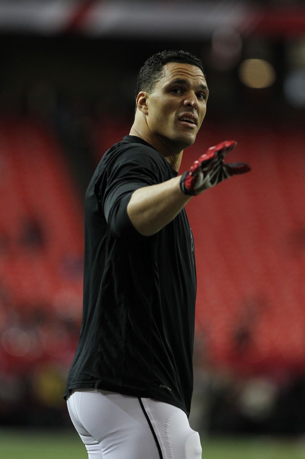 Tony Gonzalez - 8