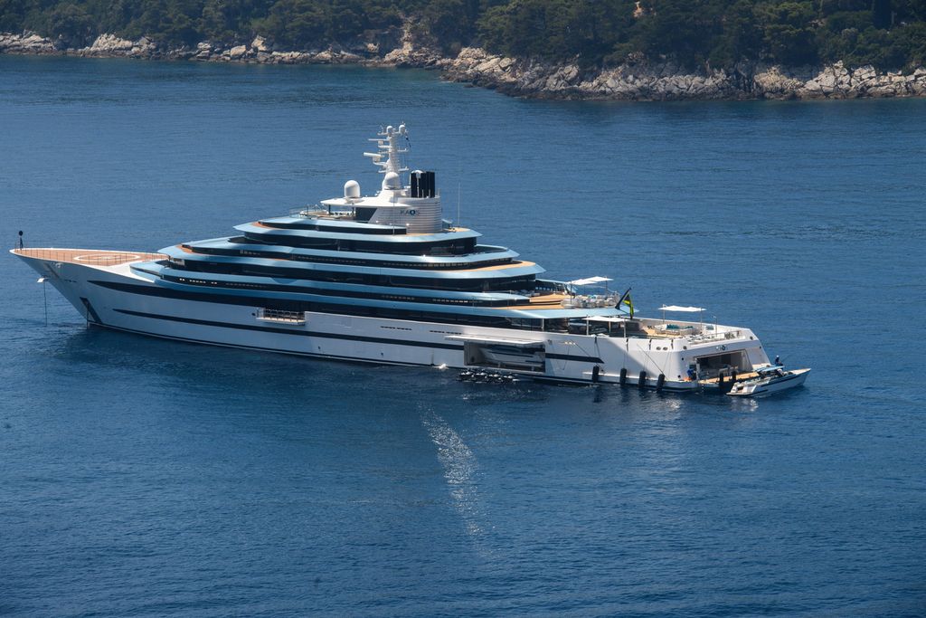 Jahta Kaos kod Dubrovnika