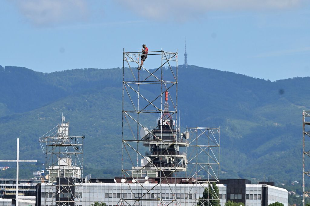 Obilazak Hipodroma uoči koncerta Marka Perkovića - 1