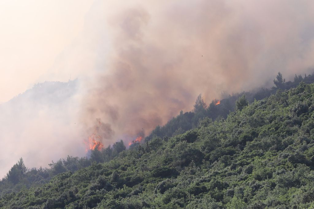 Požar iznad Kaštela