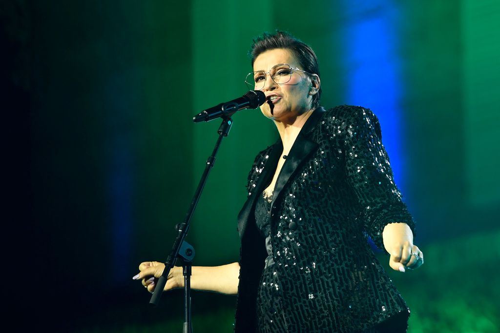 Nina Badrić - 2