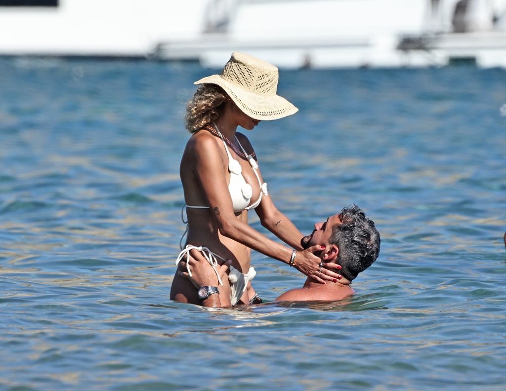 Rose Bertram s dečkom - 2