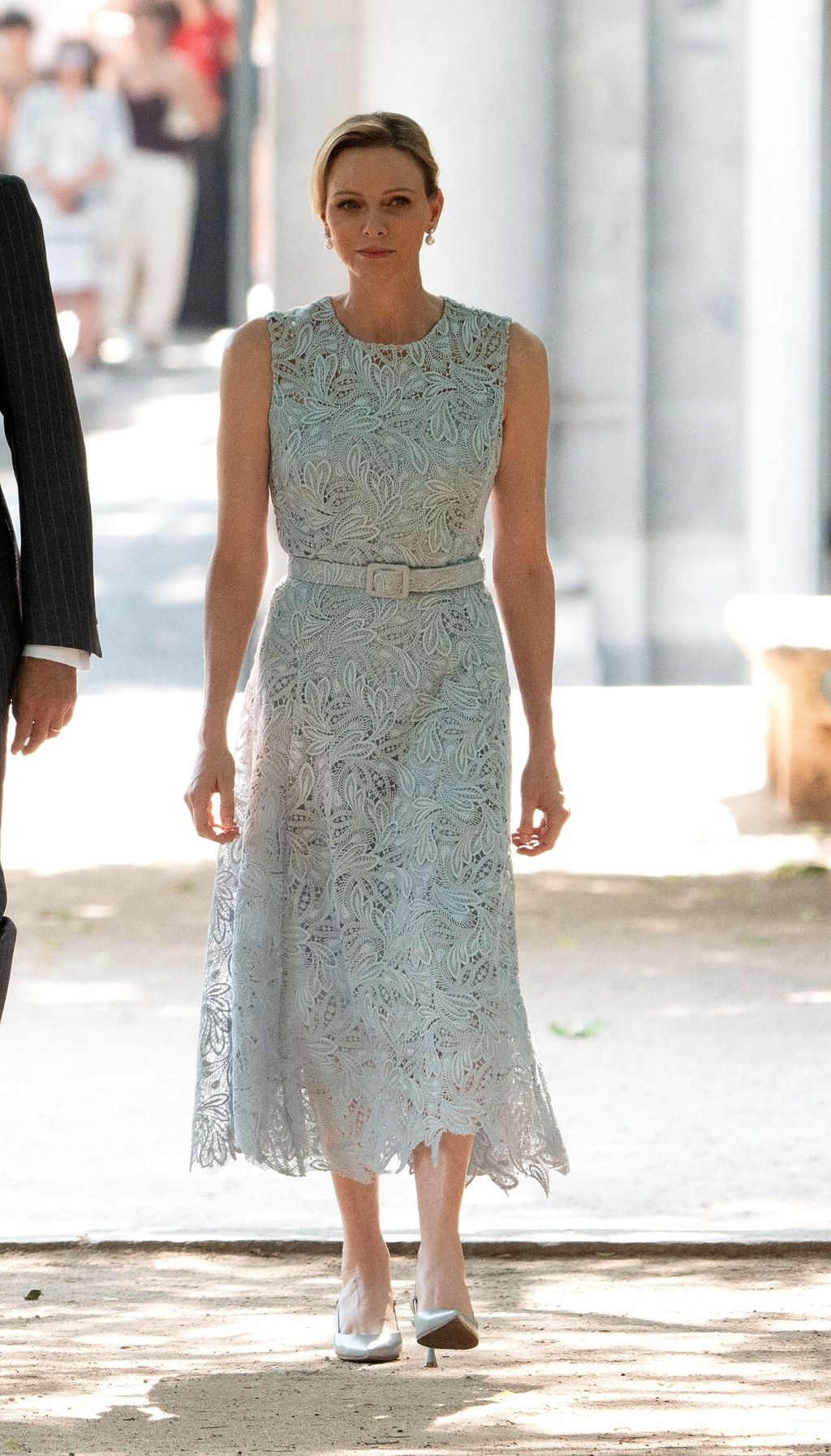 Princeza Charlene u haljini od svjetloplave čipke