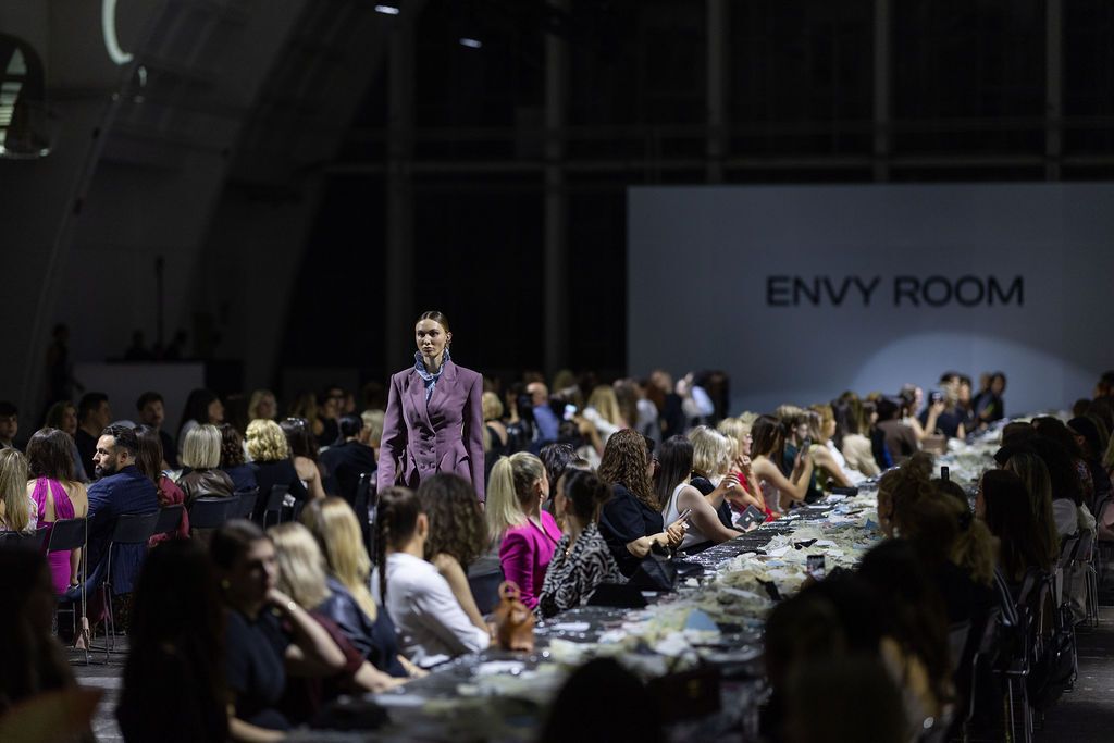 Revija modne kuće eNVy room