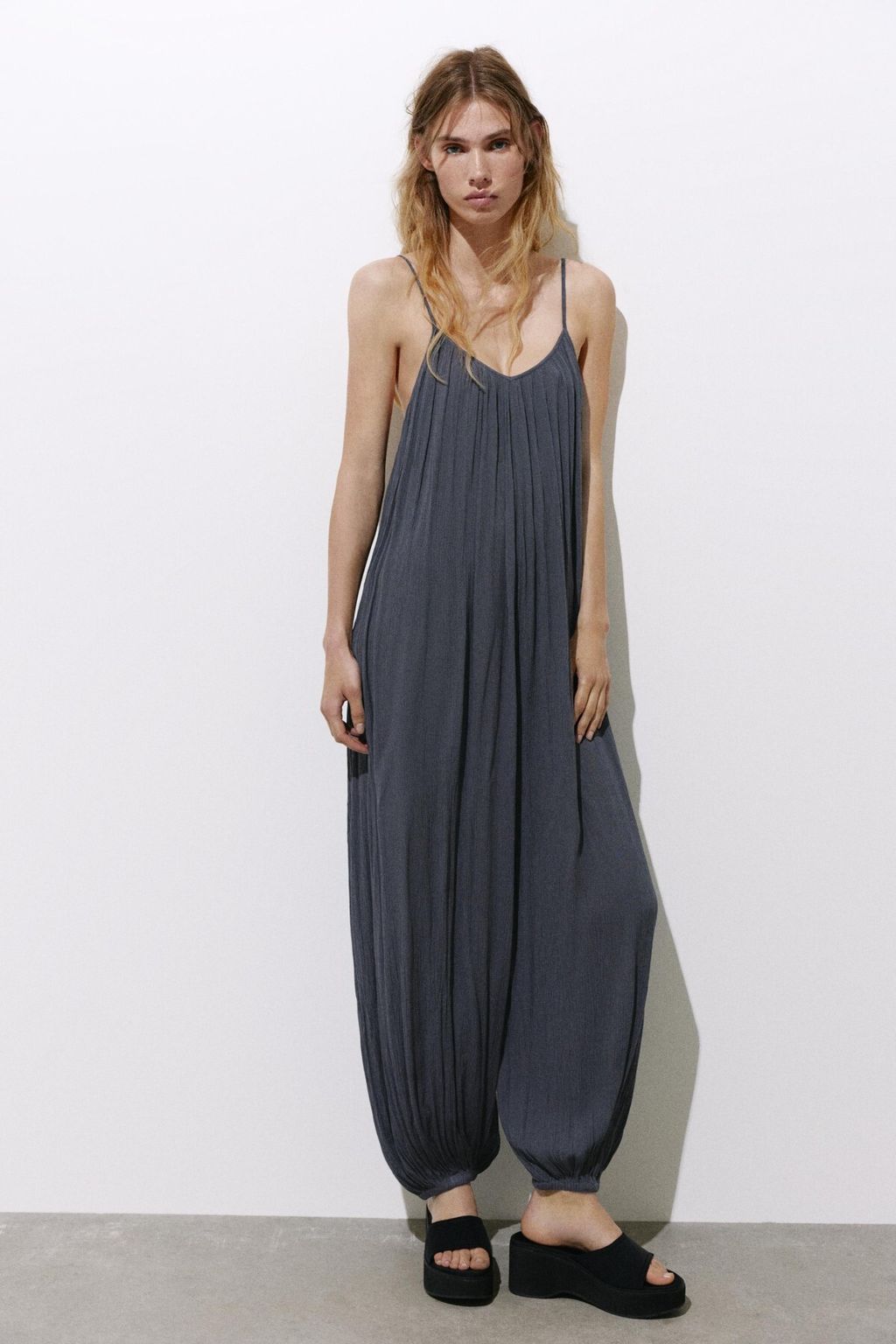 Pull&Bear, 29,99 eura