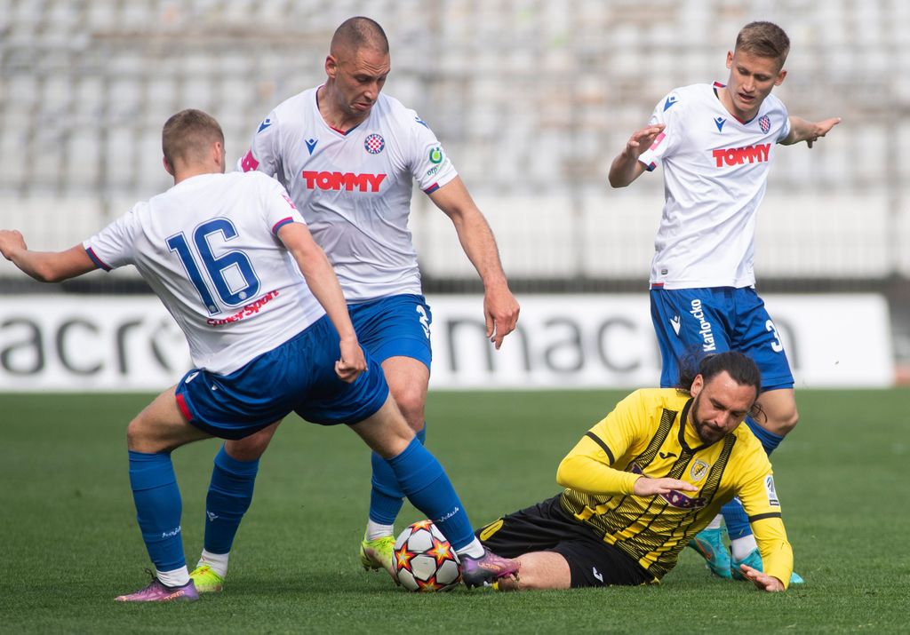 Tomislav Mrkonjić protiv Hajduka