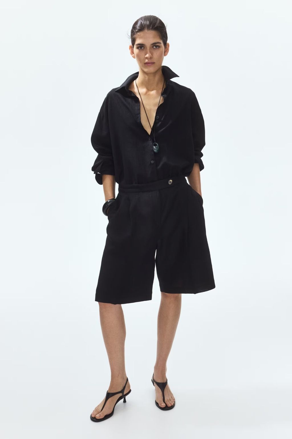 H&M, 24,99 eura