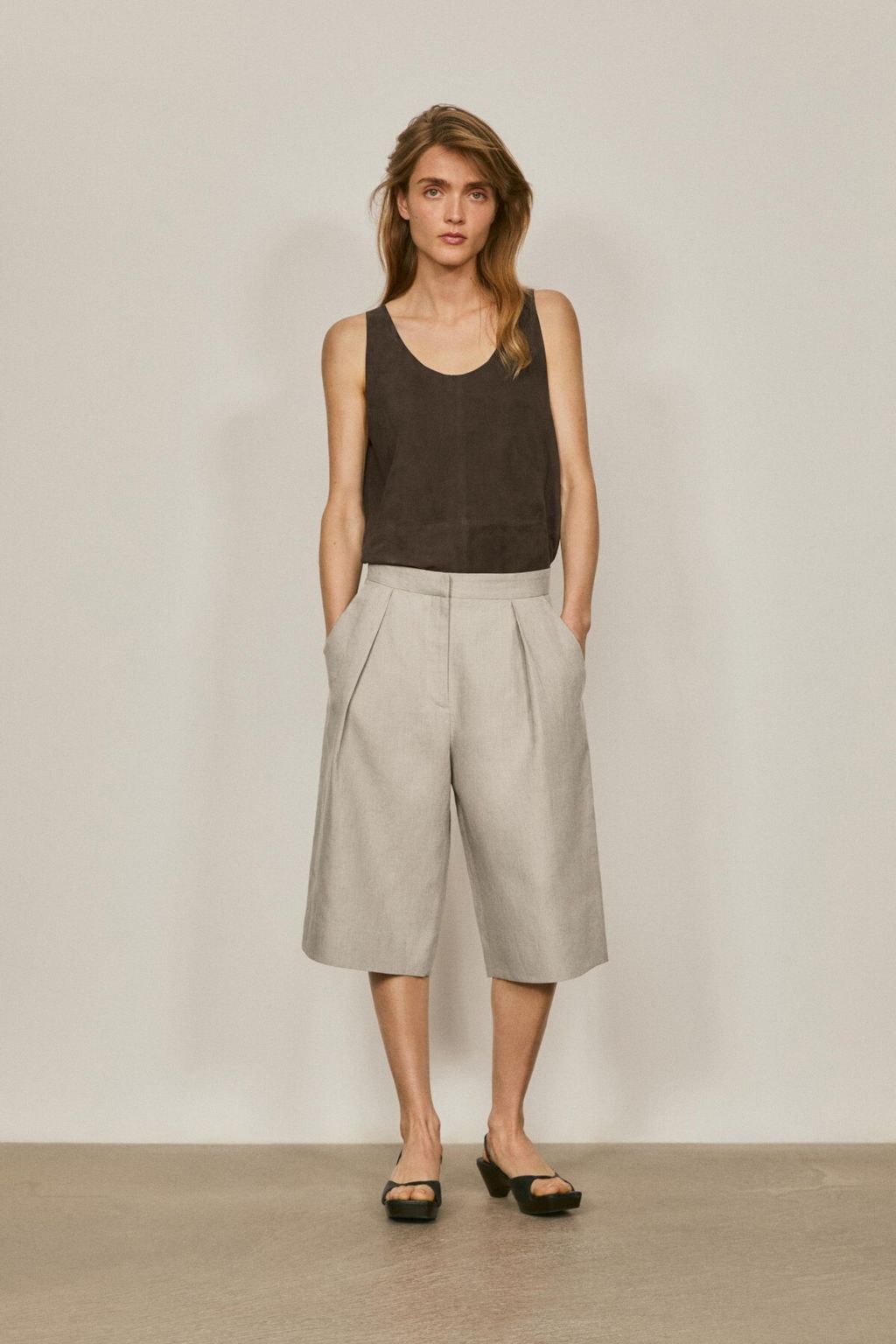 Massimo Dutti, 125 eura