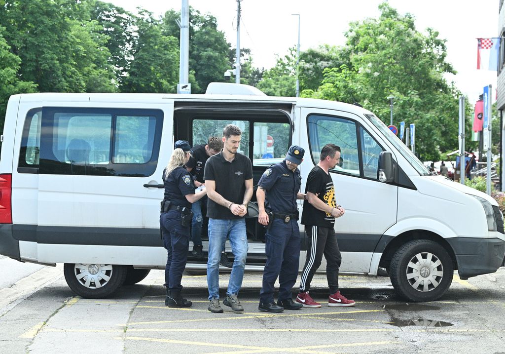 Privođenje četiri muškaraca u Velikoj Gorici - 4