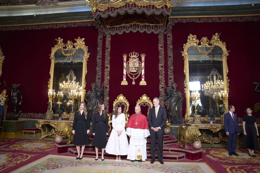 Papa Lav XIV., kralj Felipe VI., kraljica Letizia - 6