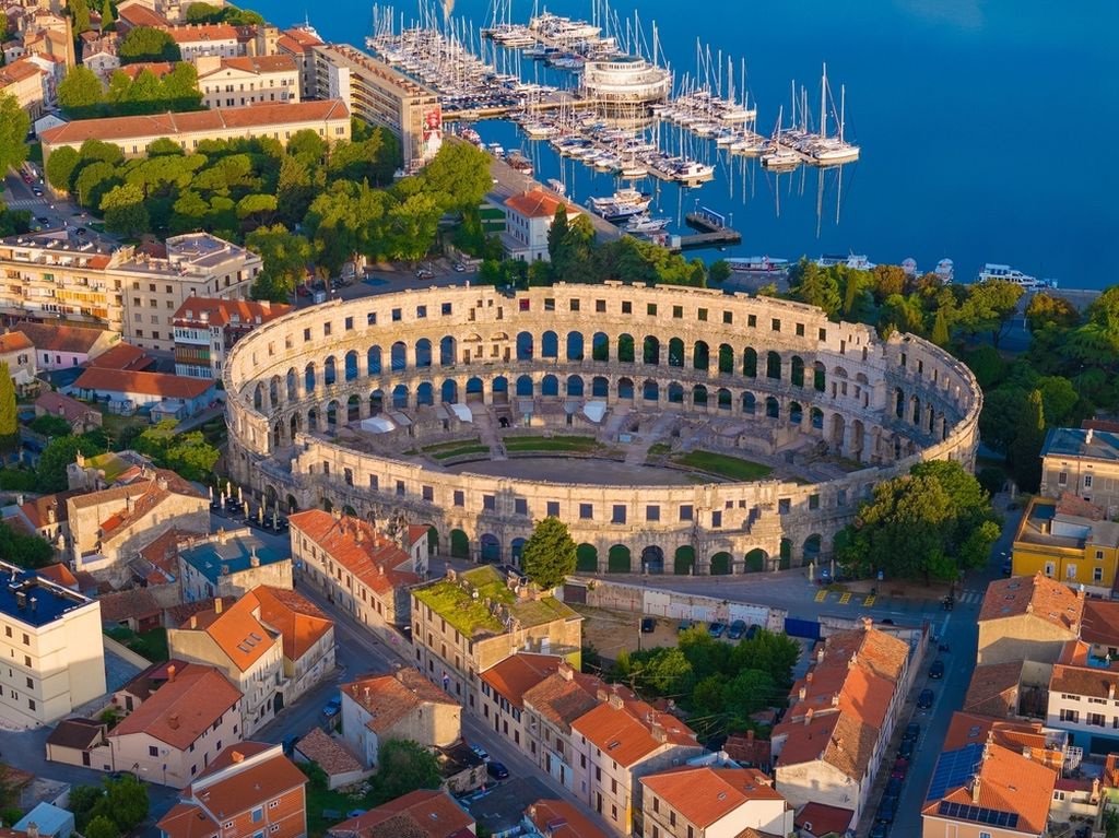 Arena