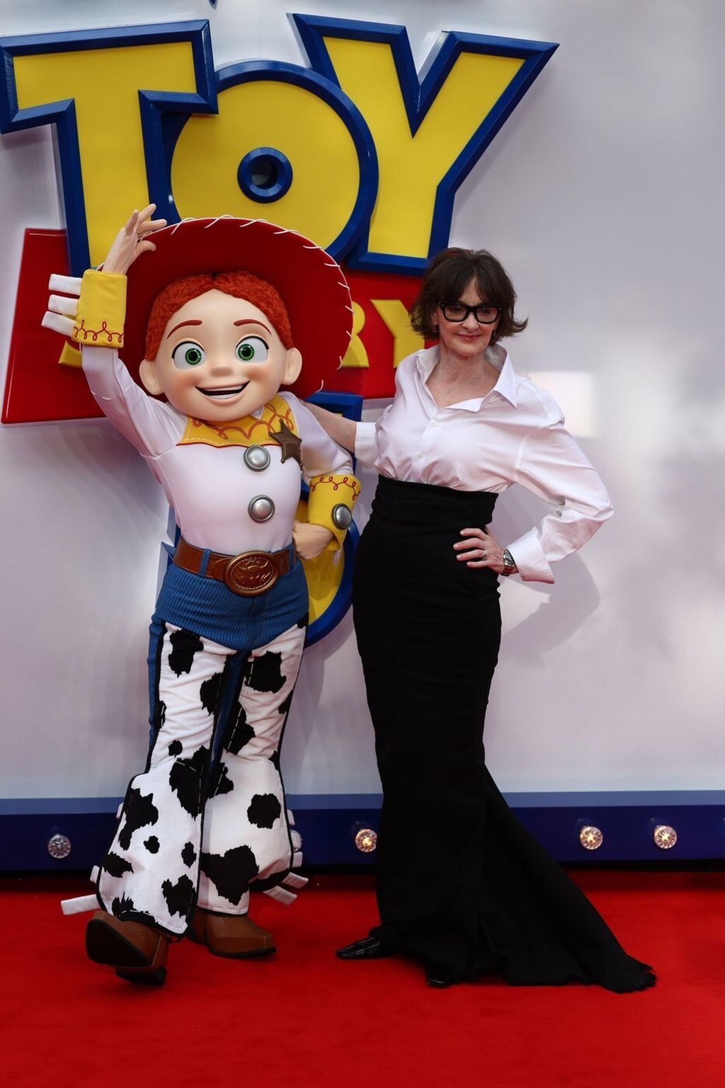 Joan Cusack - 4