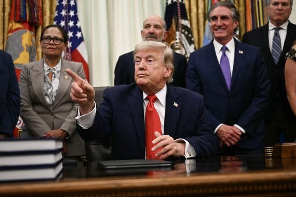Donald Trump - 1