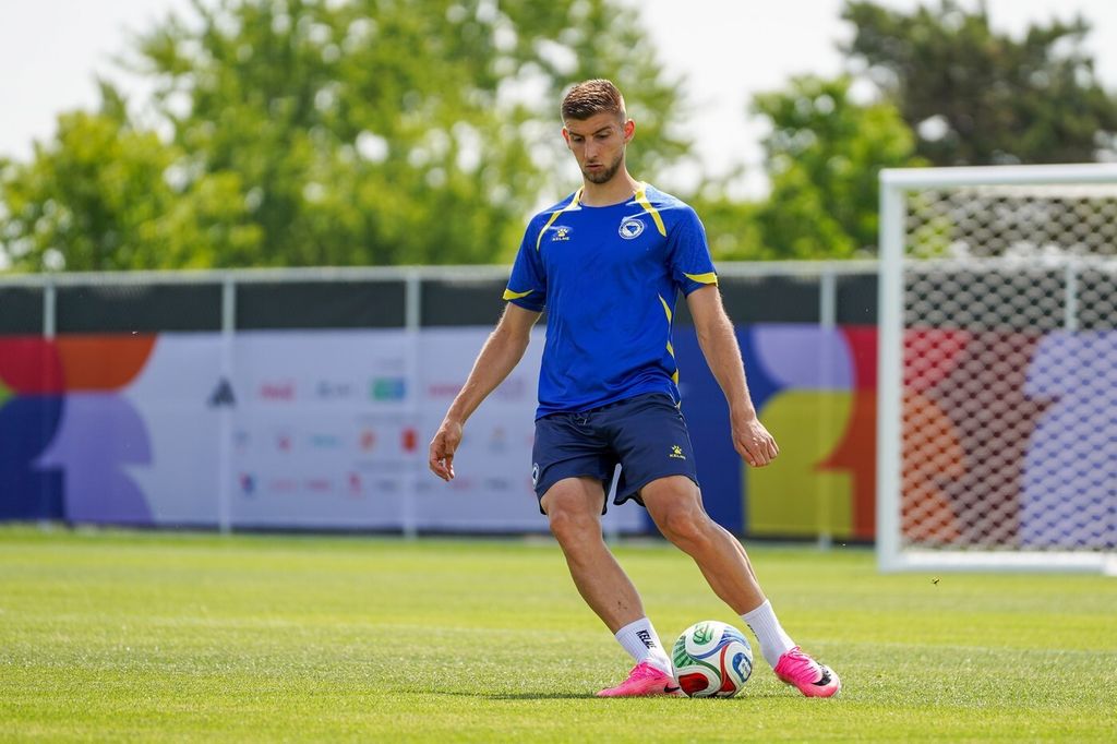 Jovo Lukić - 6