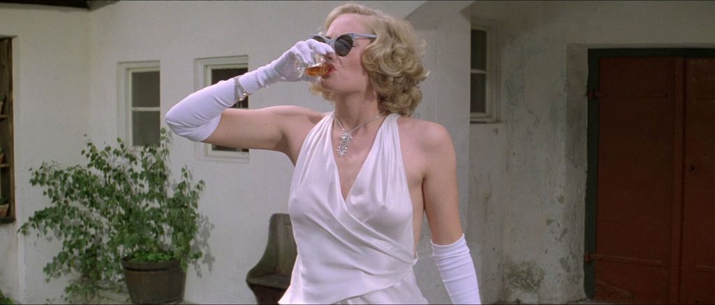 Cybill Shepherd - 2