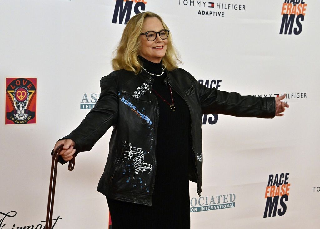 Cybill Shepherd