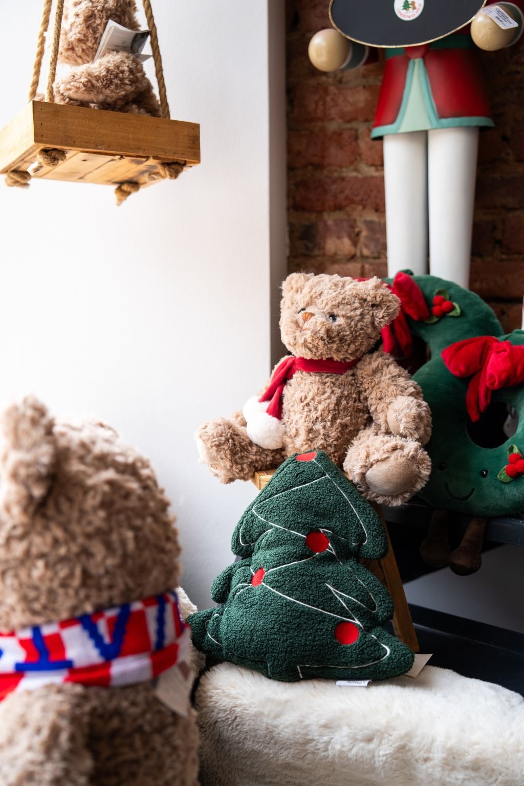 Winnie’s Christmas Shop