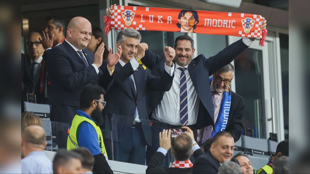 Političari navijači