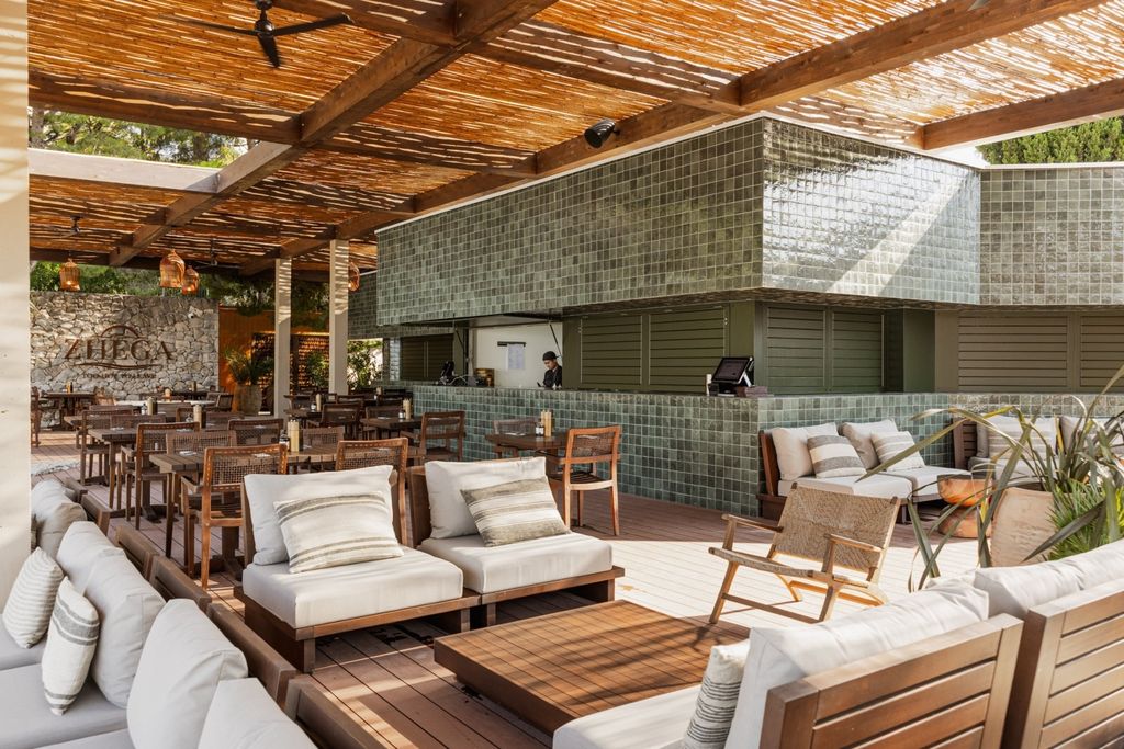 Zhega Beach Club