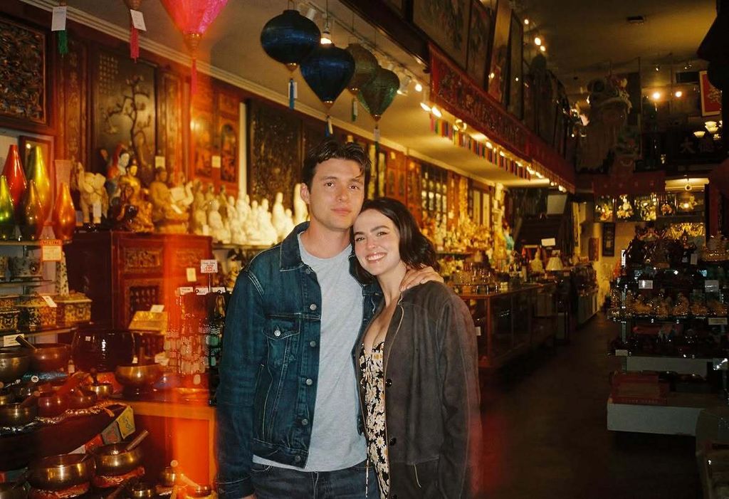 Nick Robinson i Zoey Deutch