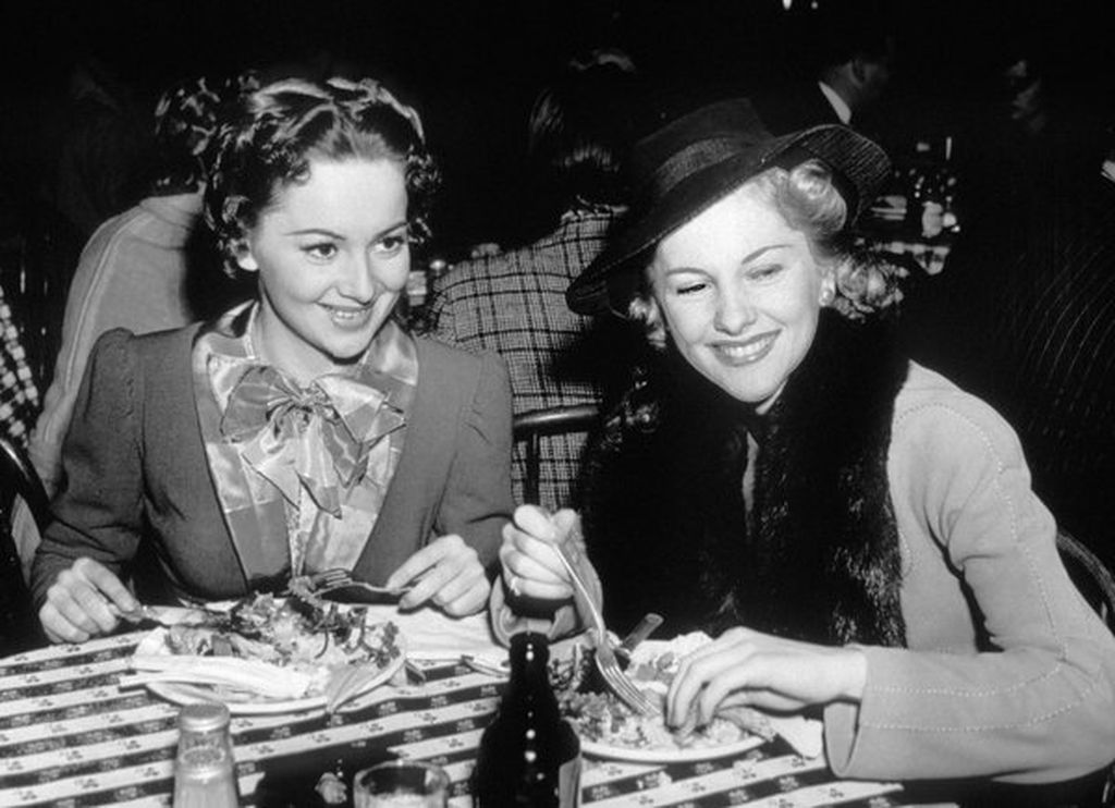 Olivia de Havilland i Joan Fontaine - 1