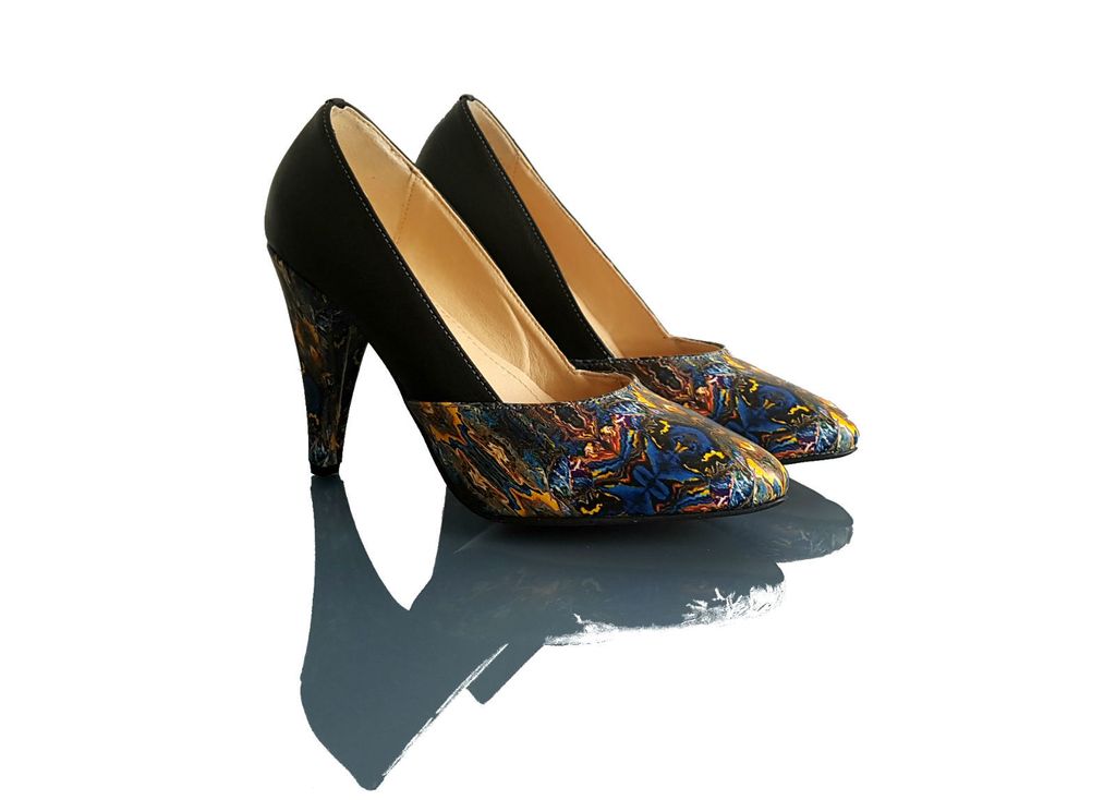 Hrvatske štikle s uzorkom čipke ili ćilima