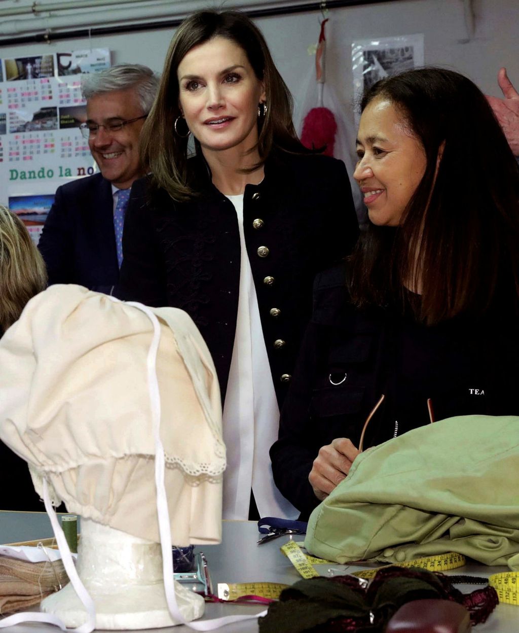 Kraljica Letizia u sakou iz Zare - 3