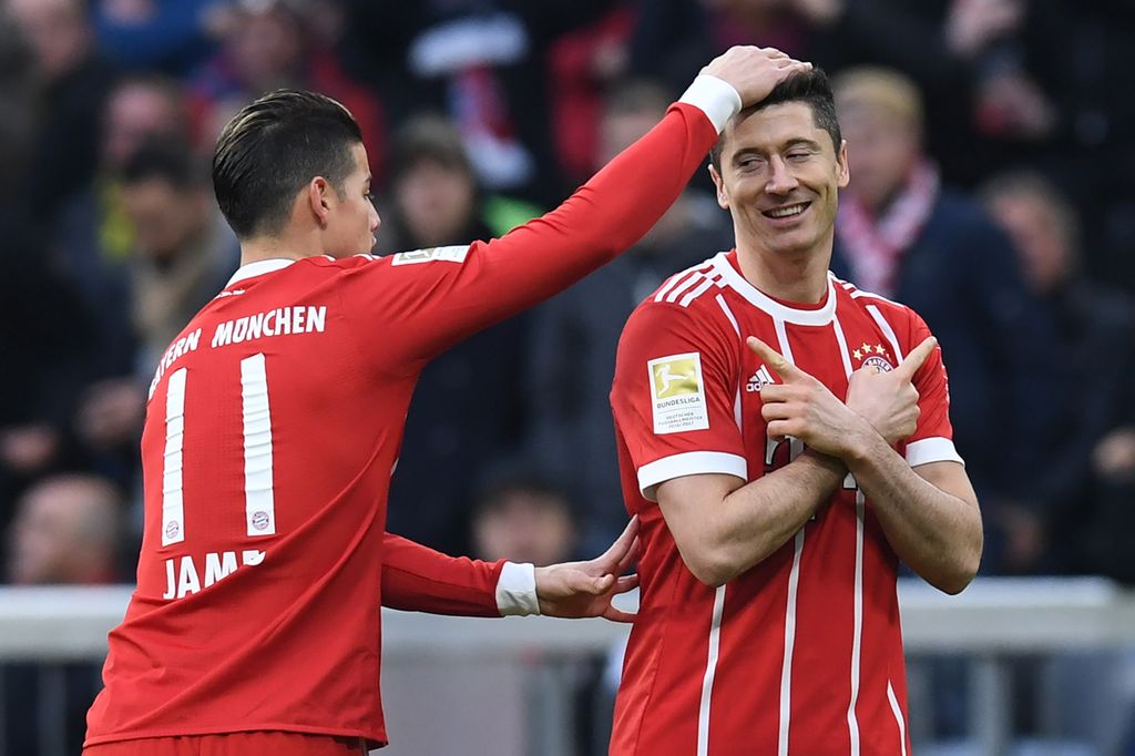 James Rodriguez i Robert Lewandowski (Foto: AFP)
