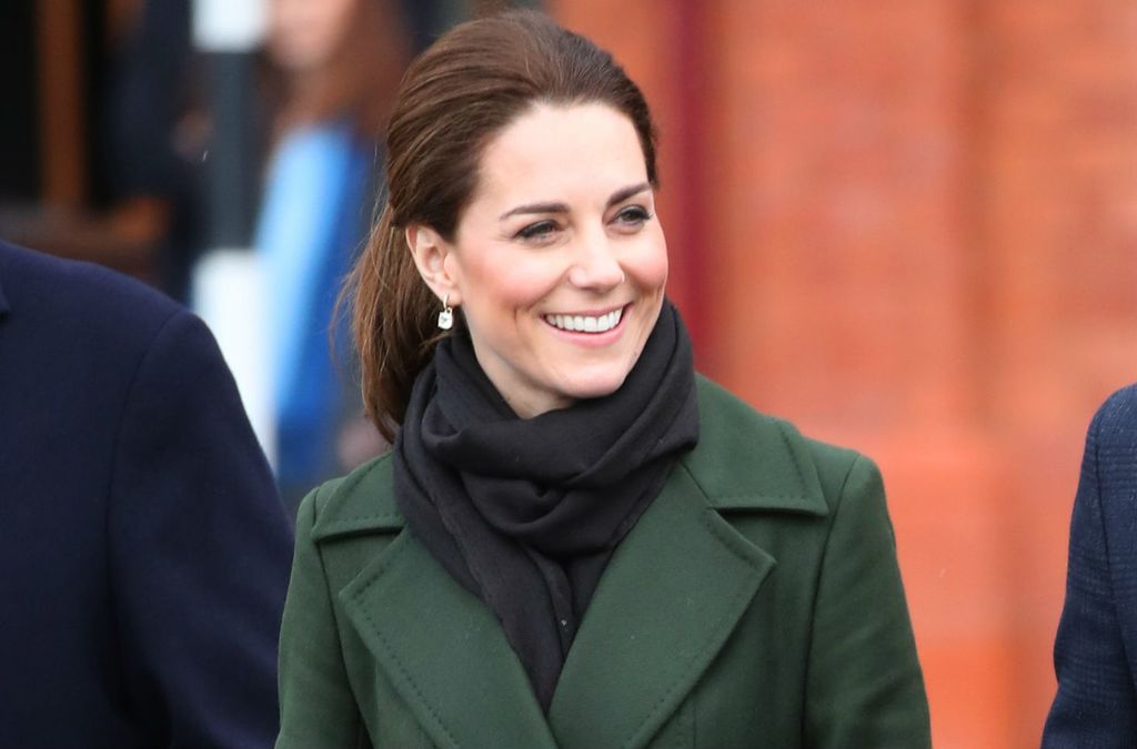 Catherine Middleton u čizmama s tankom visokom potpeticom - 7