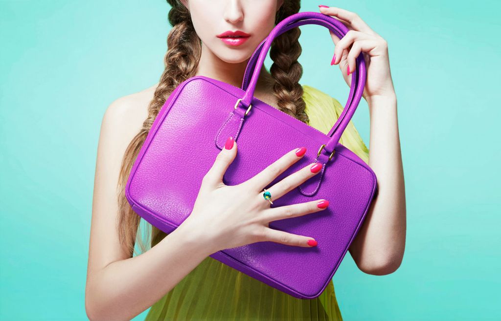 Torba u ljubičastoj boji