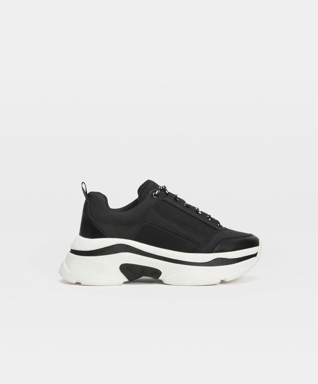 Stradivarius, 349 kn